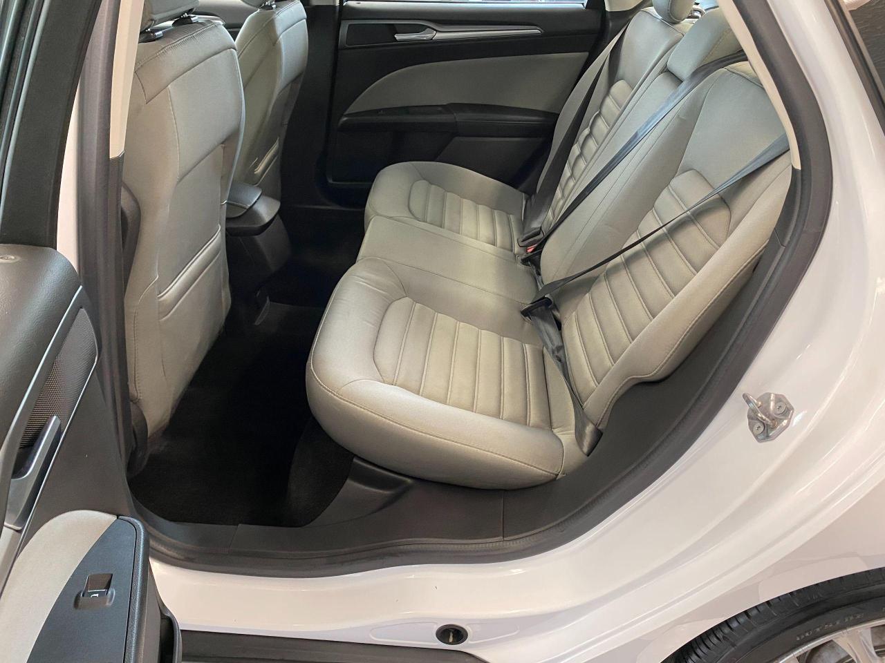 2015 Ford Fusion S+Camera+Bluetooth+New Dunlop Tires+ACCIDENT FREE - Photo #22