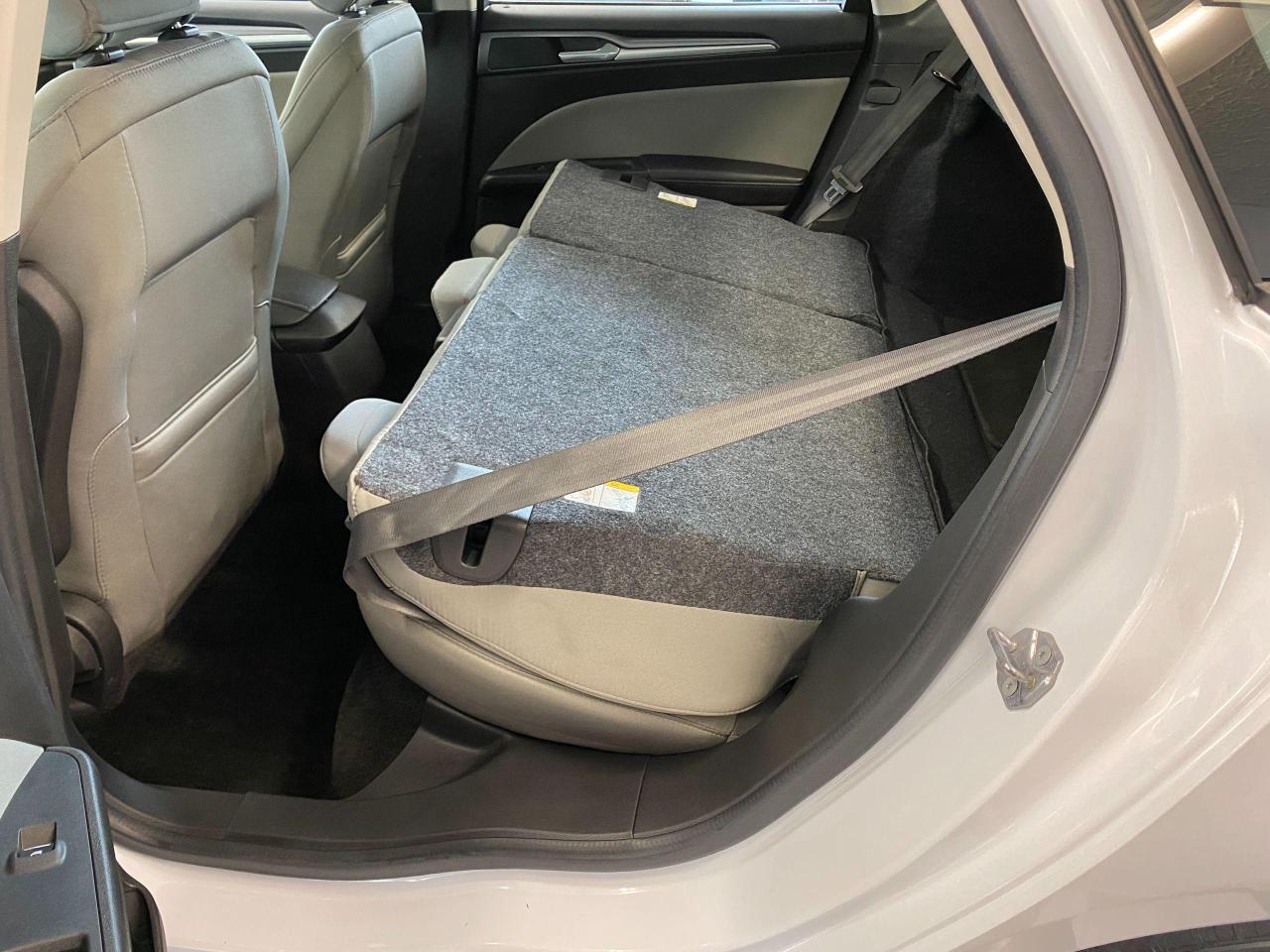 2015 Ford Fusion S+Camera+Bluetooth+New Dunlop Tires+ACCIDENT FREE - Photo #24