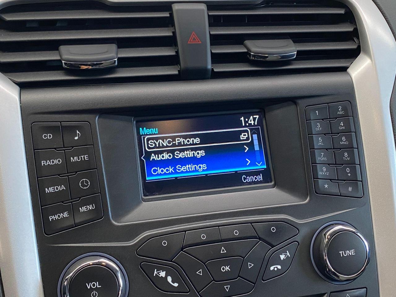 2015 Ford Fusion S+Camera+Bluetooth+New Dunlop Tires+ACCIDENT FREE - Photo #31