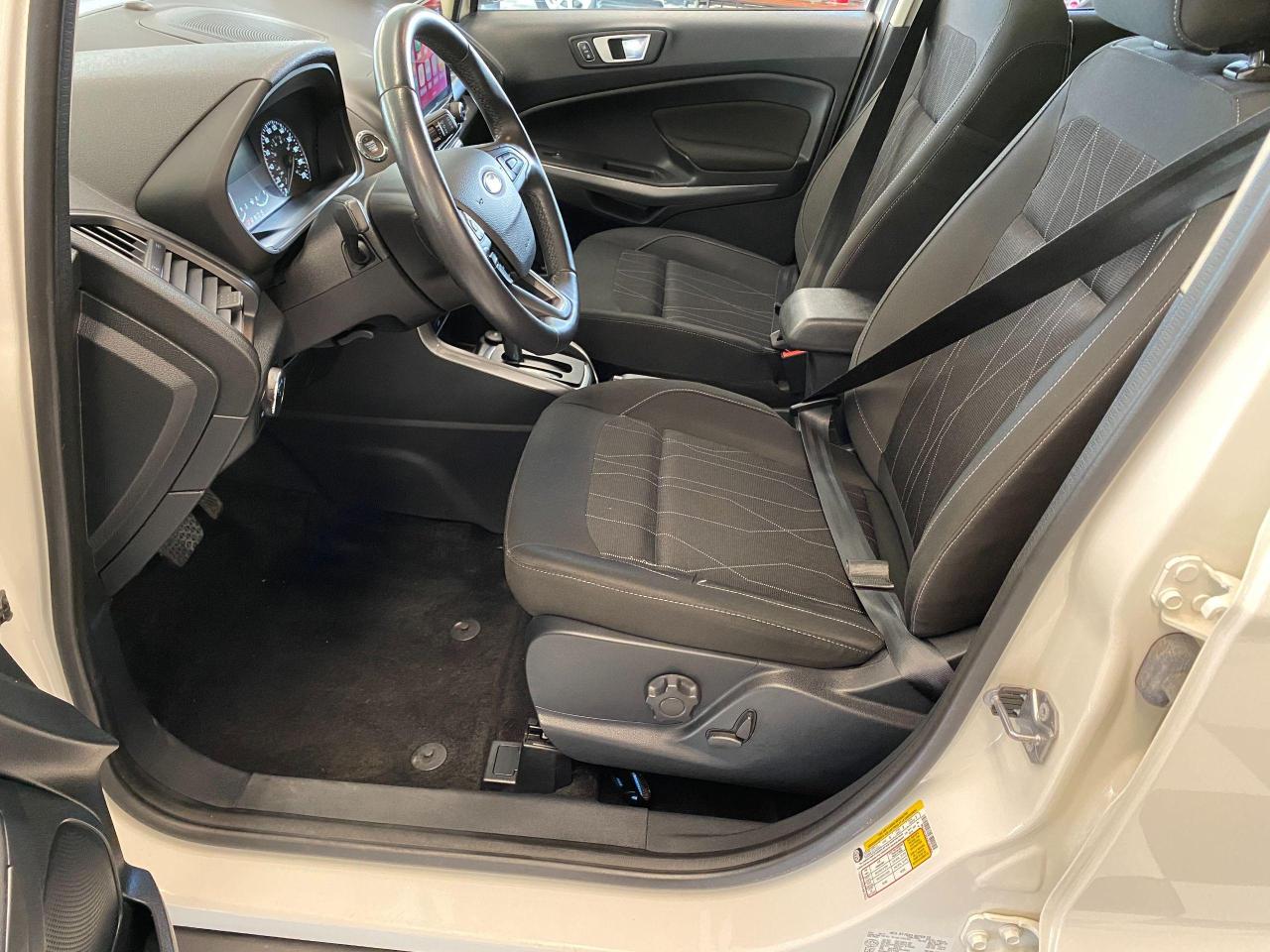 2018 Ford EcoSport SE+Apple Play+Heated Seats+Sunroof+ACCIDENT FREE - Photo #19