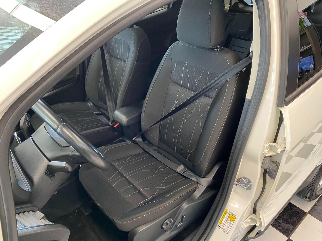 2018 Ford EcoSport SE+Apple Play+Heated Seats+Sunroof+ACCIDENT FREE - Photo #20
