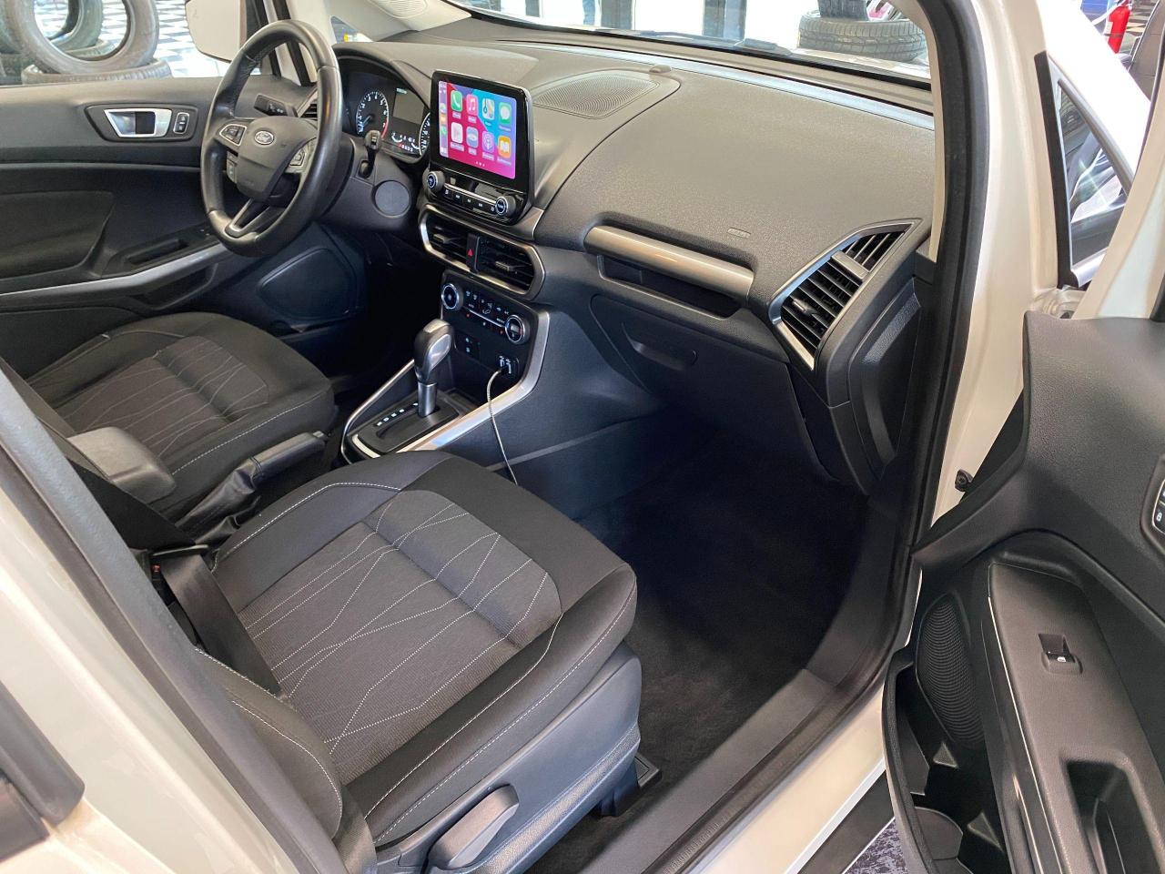 2018 Ford EcoSport SE+Apple Play+Heated Seats+Sunroof+ACCIDENT FREE - Photo #21