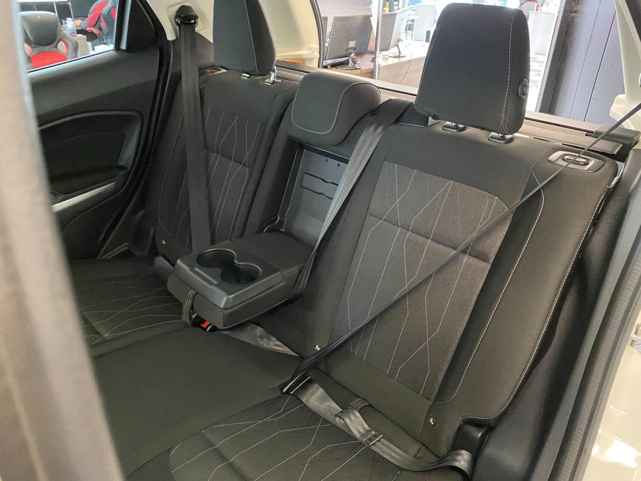 2018 Ford EcoSport SE+Apple Play+Heated Seats+Sunroof+ACCIDENT FREE - Photo #25