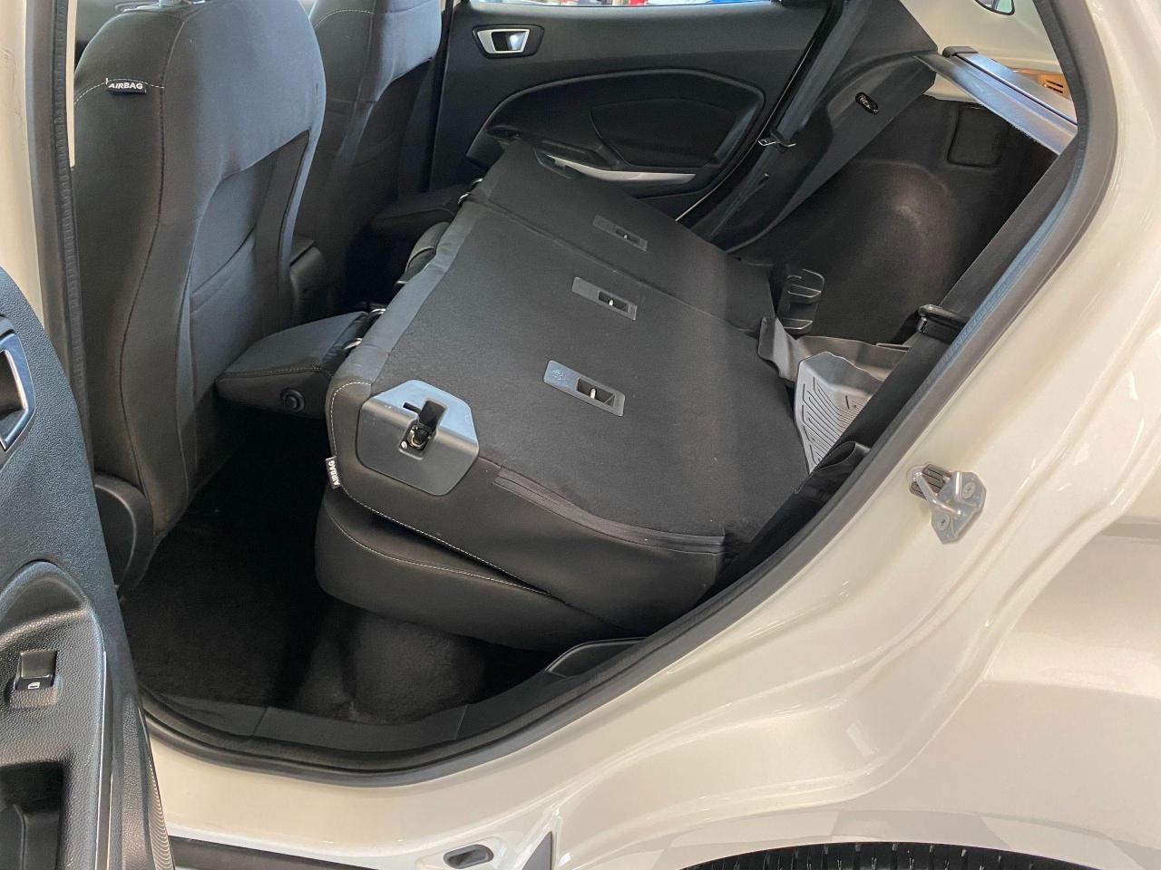 2018 Ford EcoSport SE+Apple Play+Heated Seats+Sunroof+ACCIDENT FREE - Photo #26