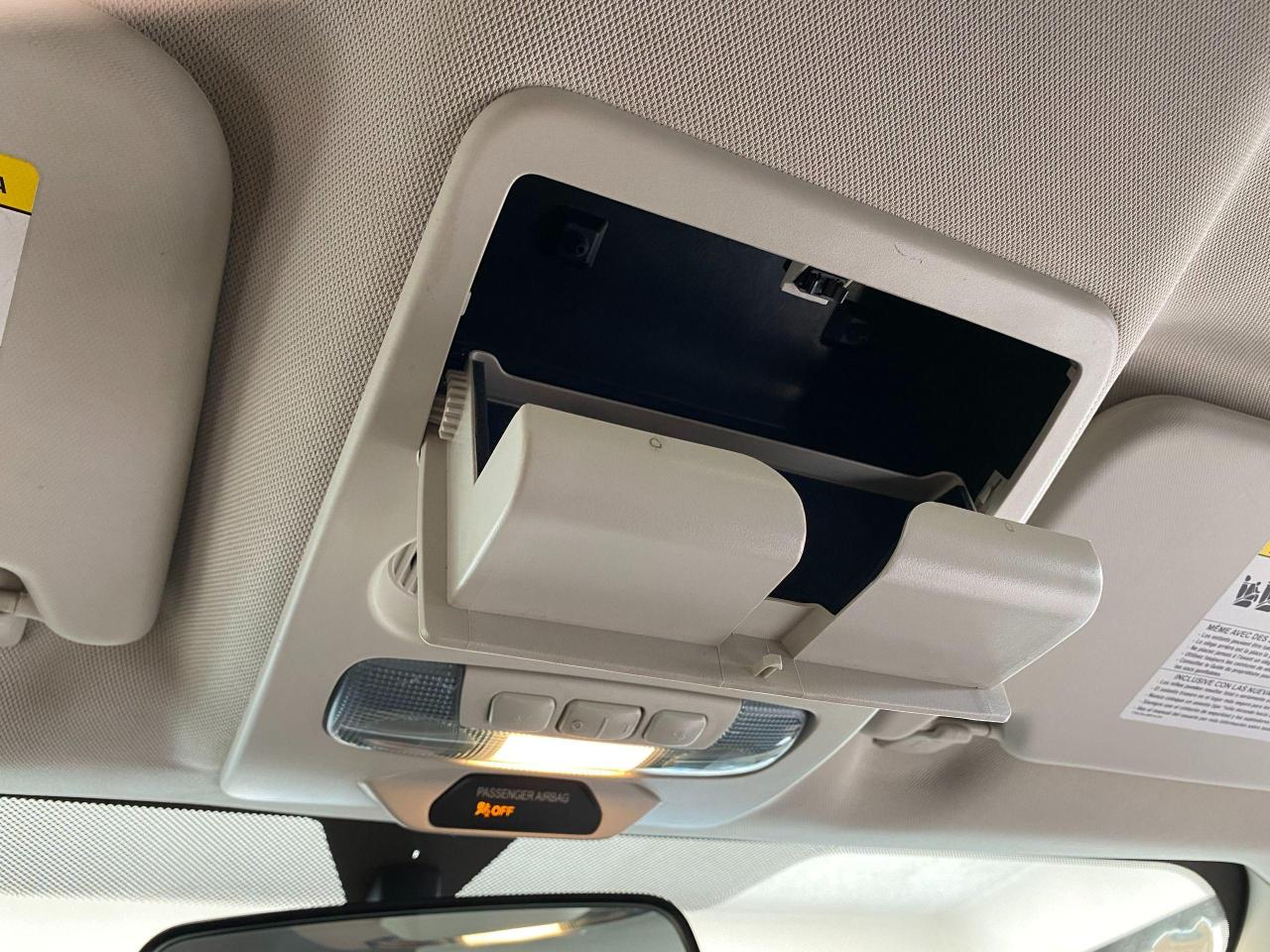 2018 Ford EcoSport SE+Apple Play+Heated Seats+Sunroof+ACCIDENT FREE - Photo #50