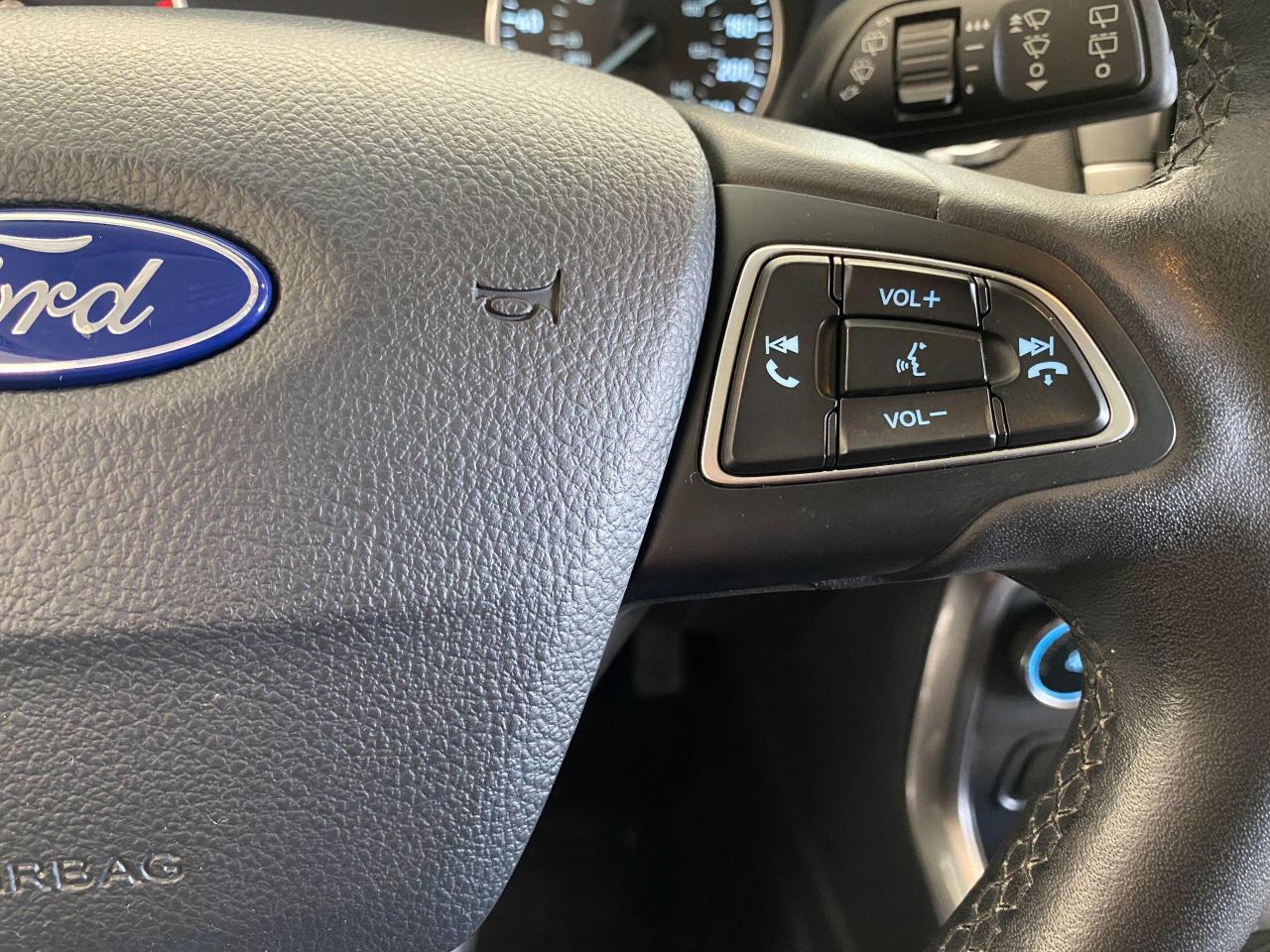 2018 Ford EcoSport SE+Apple Play+Heated Seats+Sunroof+ACCIDENT FREE - Photo #55
