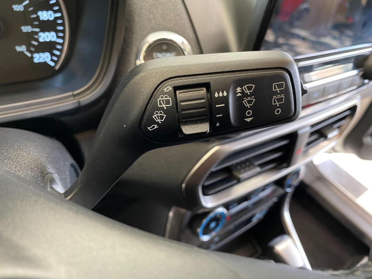 2018 Ford EcoSport SE+Apple Play+Heated Seats+Sunroof+ACCIDENT FREE - Photo #56
