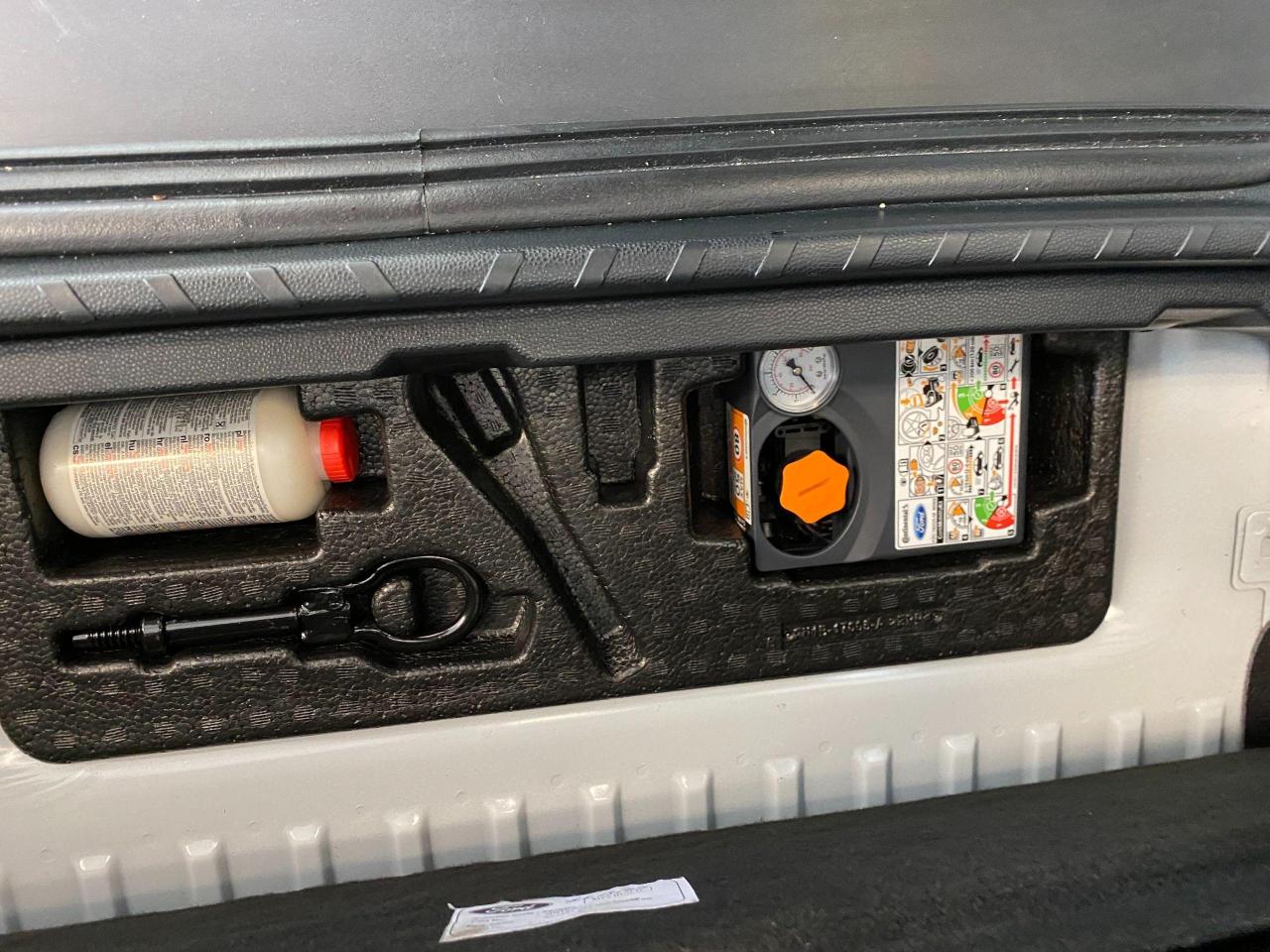 2018 Ford EcoSport SE+Apple Play+Heated Seats+Sunroof+ACCIDENT FREE - Photo #62