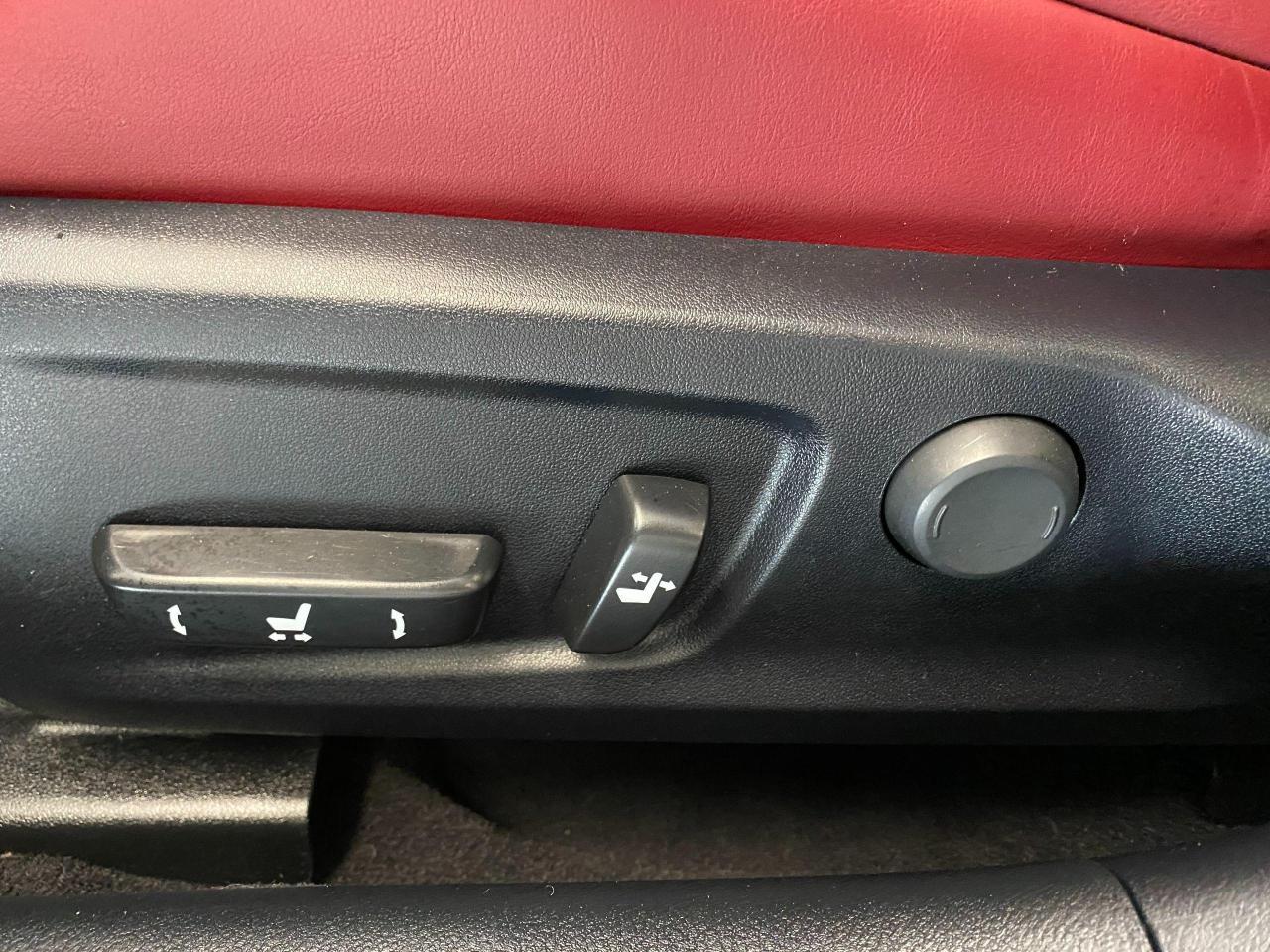 2018 Lexus IS IS300 AWD F SPORT+RedLeather+LaneKeep+ACCIDENT FRE - Photo #43