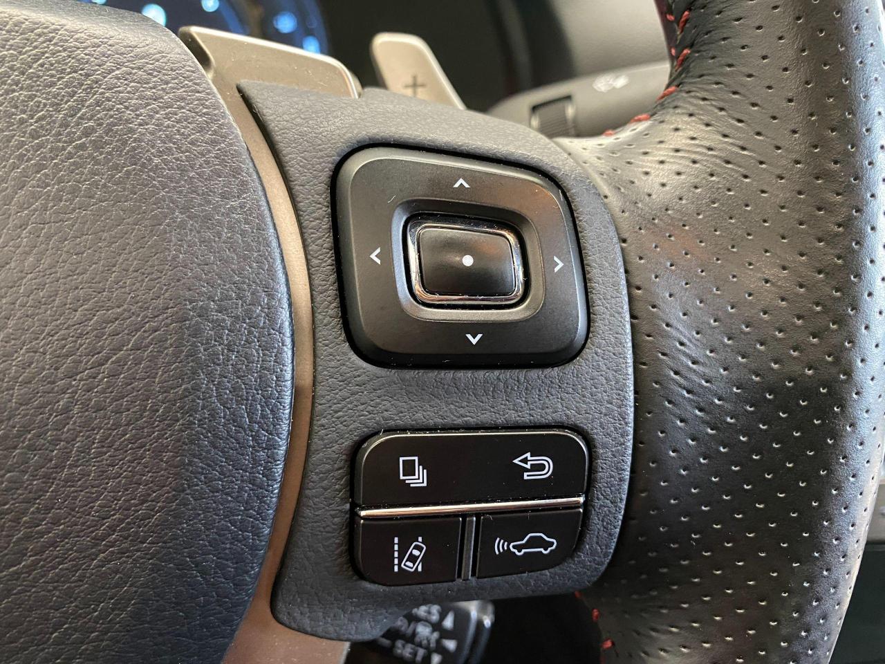 2018 Lexus IS IS300 AWD F SPORT+RedLeather+LaneKeep+ACCIDENT FRE - Photo #52