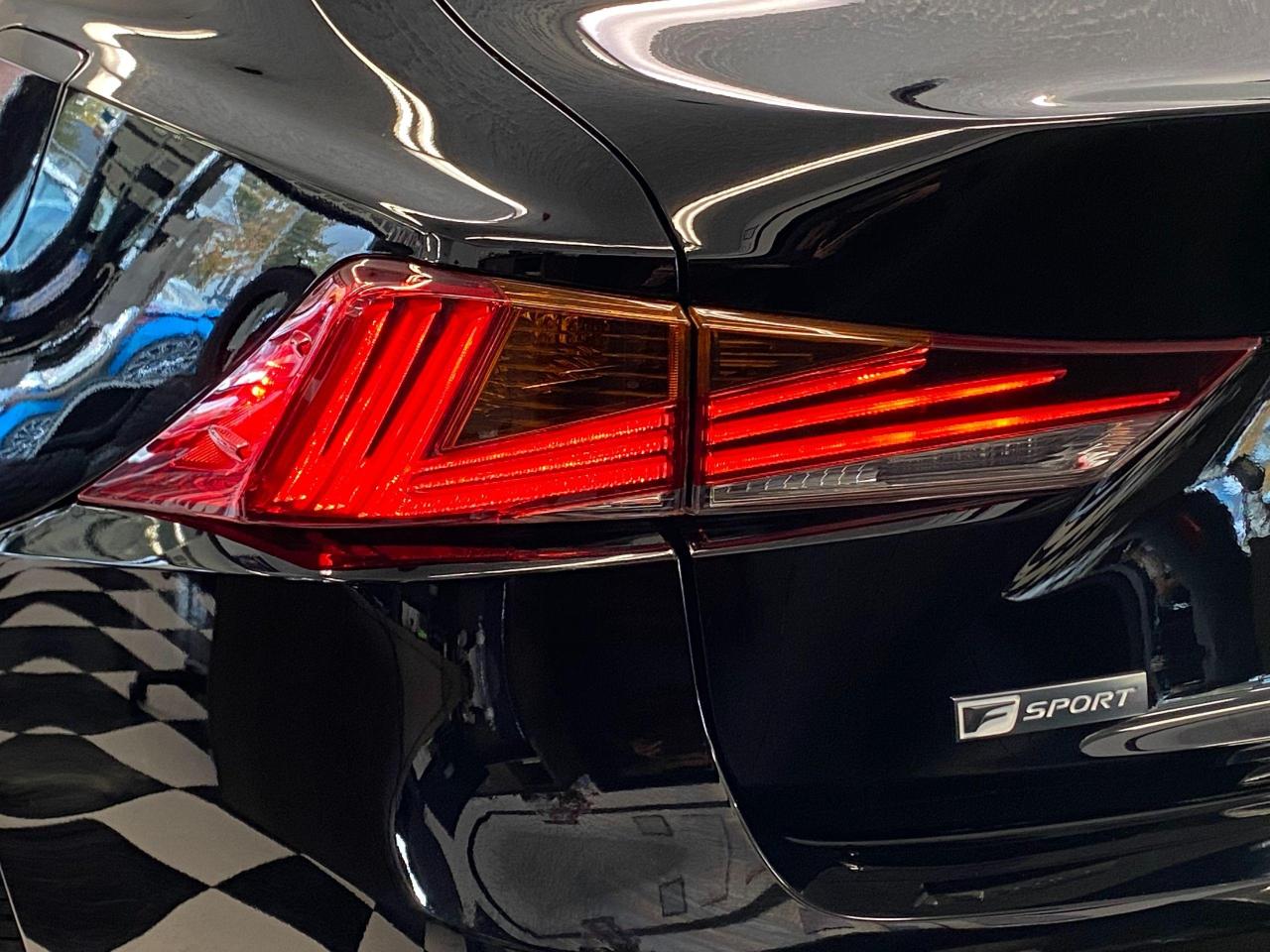 2018 Lexus IS IS300 AWD F SPORT+RedLeather+LaneKeep+ACCIDENT FRE - Photo #70