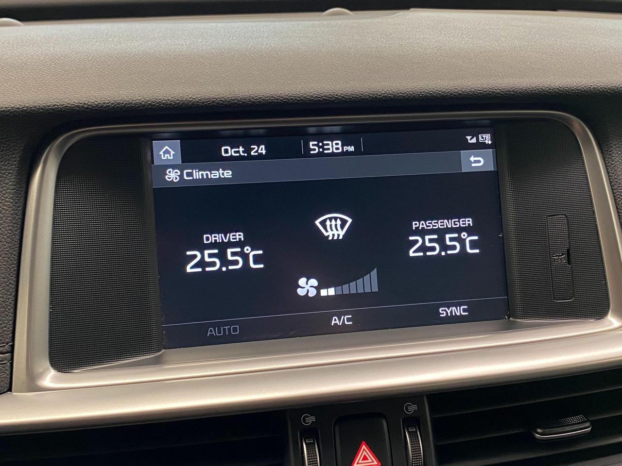2019 Kia Optima EX Tech+CooledSeats+PanoRoof+Carplay+ACCIDENT FREE - Photo #36