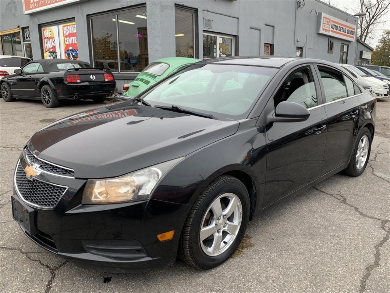 2011 Chevrolet Cruze 2LT Photo0