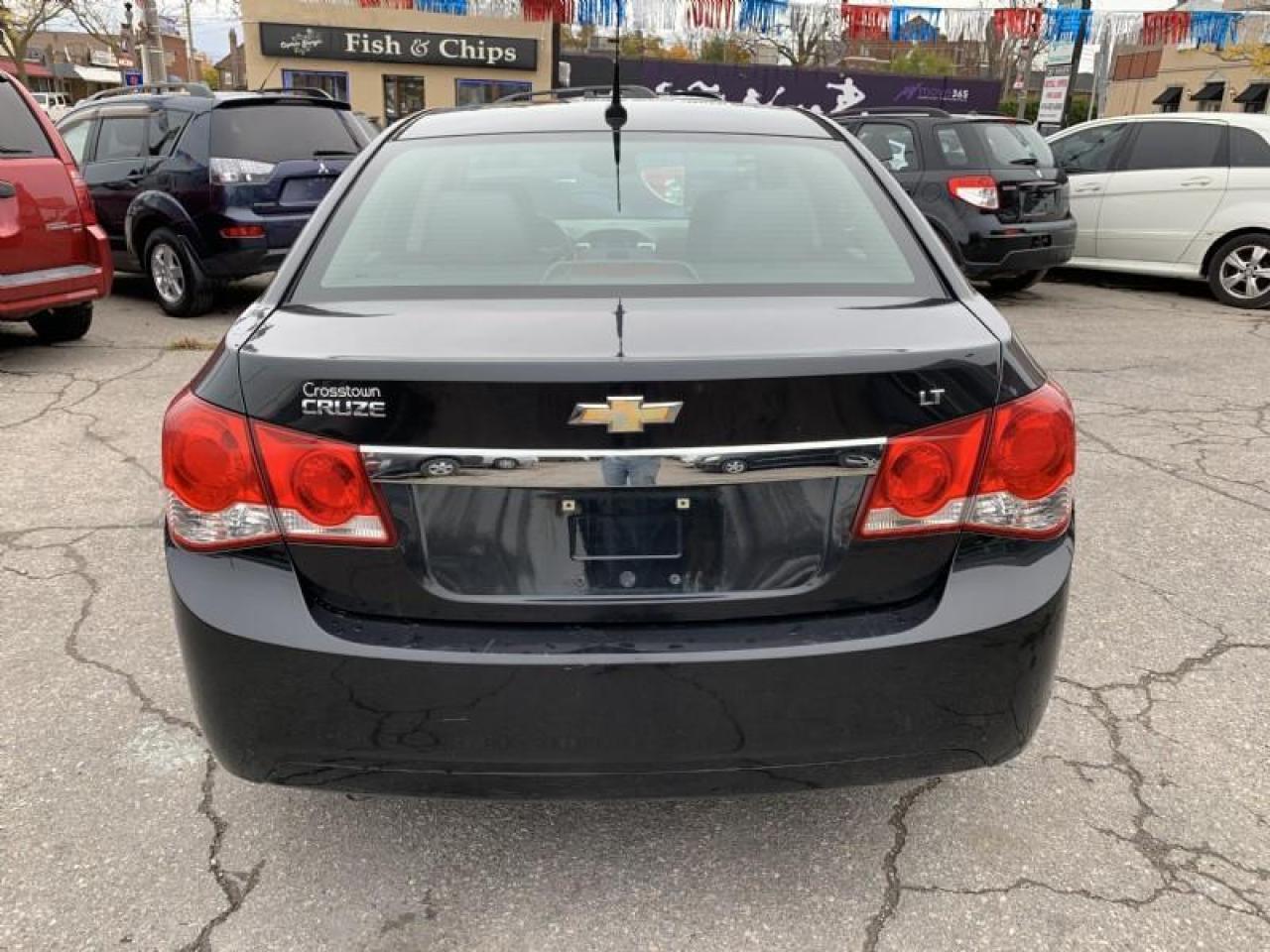 2011 Chevrolet Cruze 2LT Photo