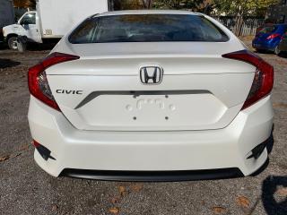 2017 Honda Civic EX, SUNROOF, NO ACIDENTS AND 1 OWNER - Photo #6