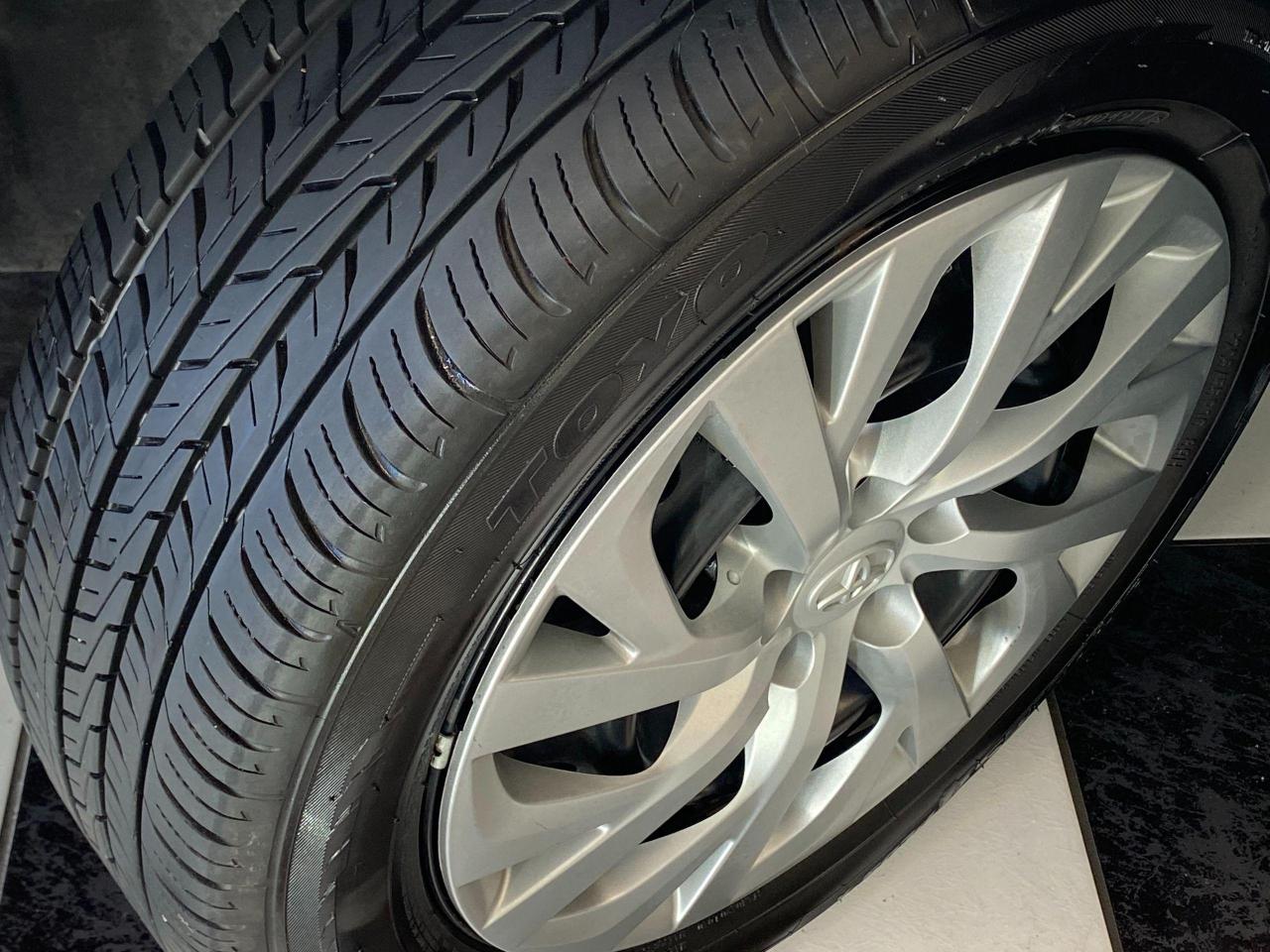 2018 Toyota Corolla LE+Toyota Sense+Adaptive Cruise+A/C+ACCIDENT FREE+ - Photo #11