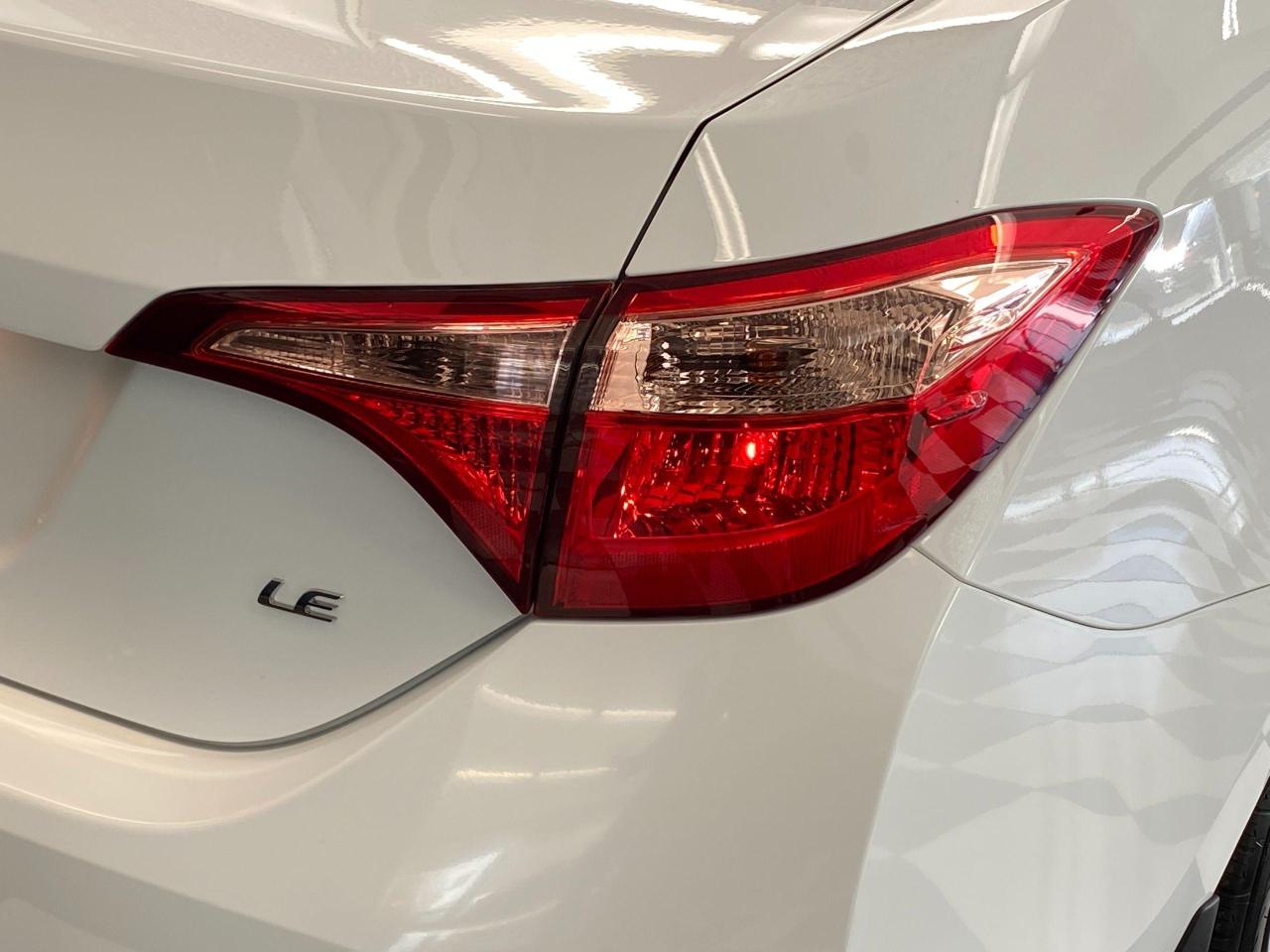 2018 Toyota Corolla LE+Toyota Sense+Adaptive Cruise+A/C+ACCIDENT FREE+ - Photo #66