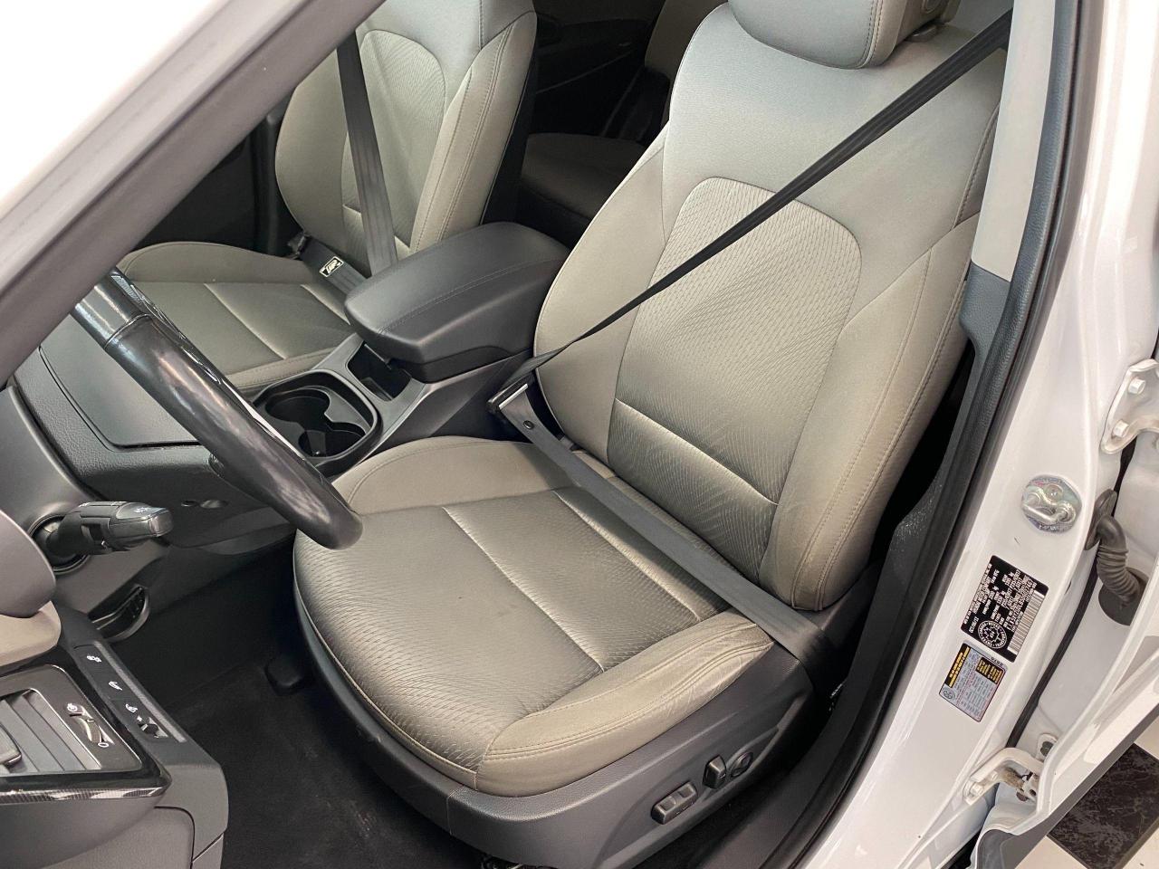 2013 Hyundai Santa Fe Premium+New Tires & Brakes+Sensors+Accident Free - Photo #19