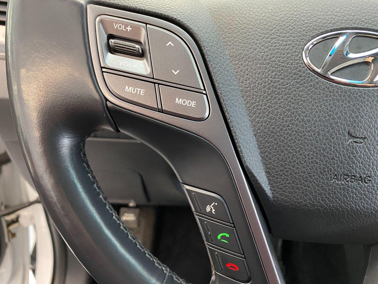 2013 Hyundai Santa Fe Premium+New Tires & Brakes+Sensors+Accident Free - Photo #32