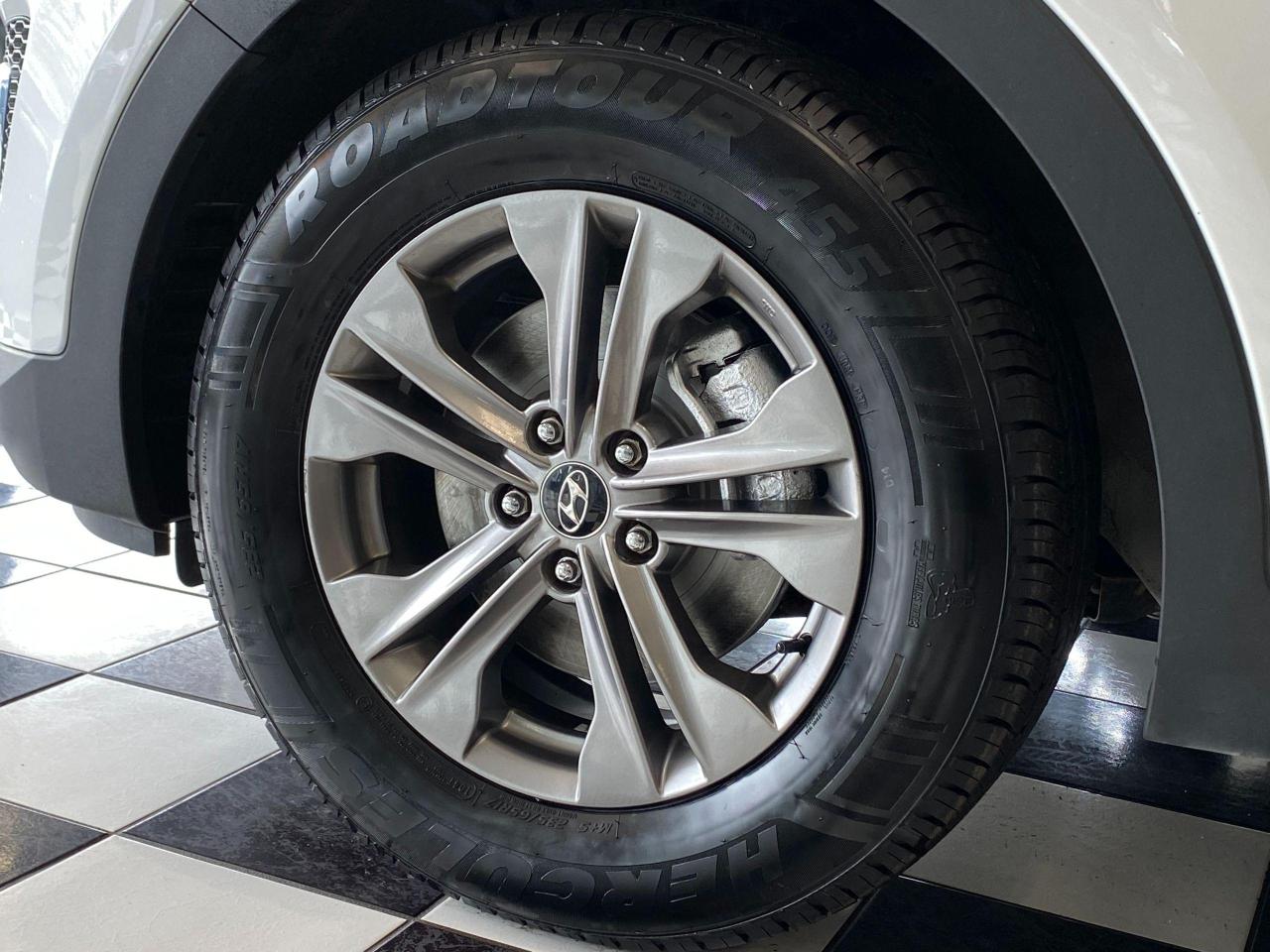 2013 Hyundai Santa Fe Premium+New Tires & Brakes+Sensors+Accident Free - Photo #53