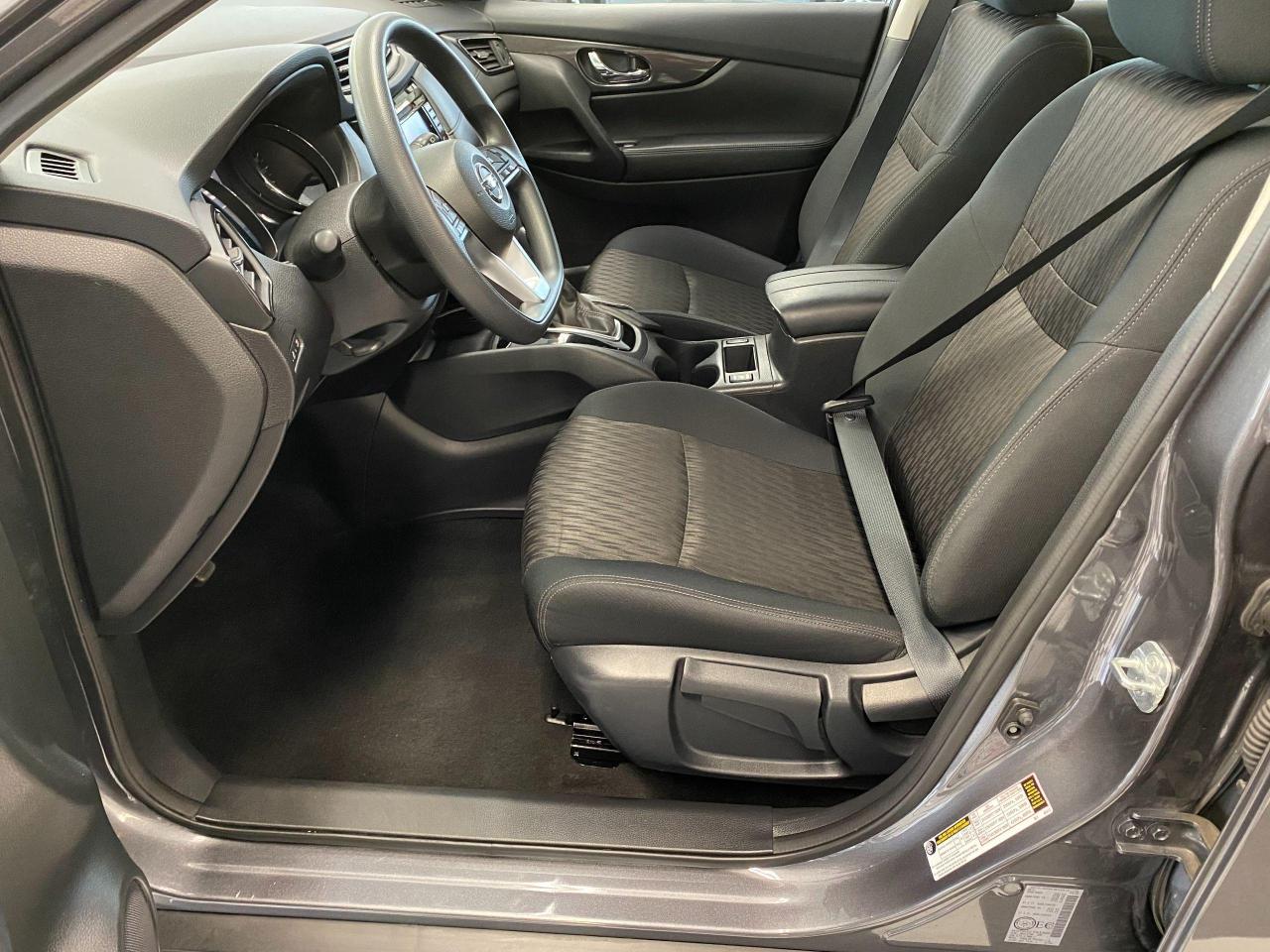 2018 Nissan Rogue S+Apple Play+Blind Spot+Camera+ACCIDENT FREE - Photo #18