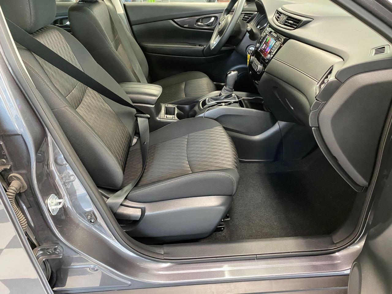 2018 Nissan Rogue S+Apple Play+Blind Spot+Camera+ACCIDENT FREE - Photo #21
