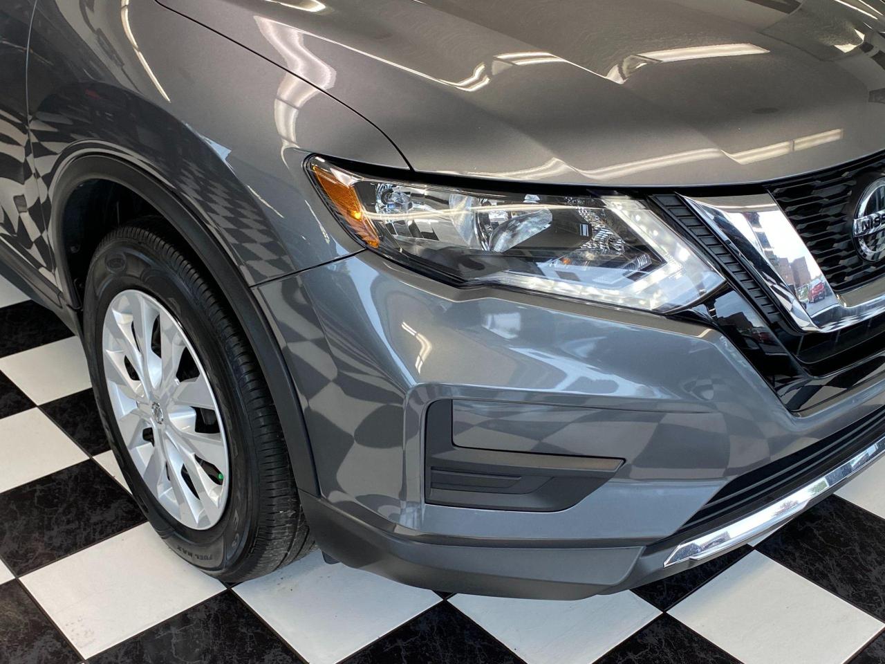 2018 Nissan Rogue S+Apple Play+Blind Spot+Camera+ACCIDENT FREE - Photo #38