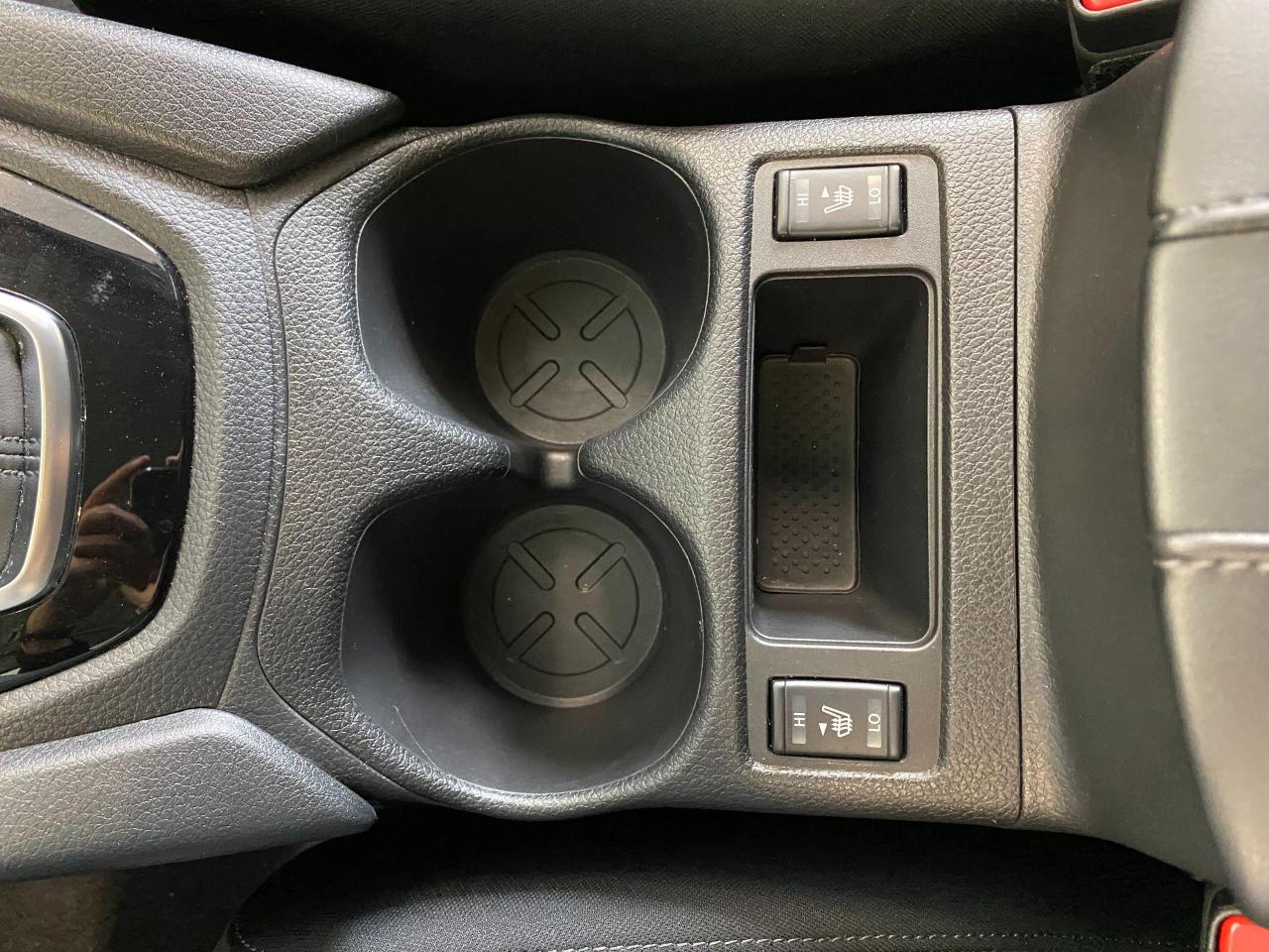 2018 Nissan Rogue S+Apple Play+Blind Spot+Camera+ACCIDENT FREE - Photo #50