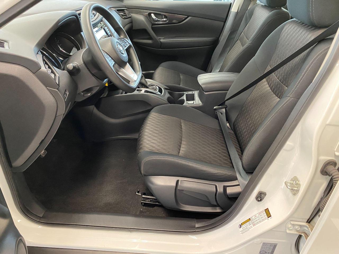 2018 Nissan Rogue S+Apple Play+Blind Spot+Camera+ACCIDENT FREE - Photo #17