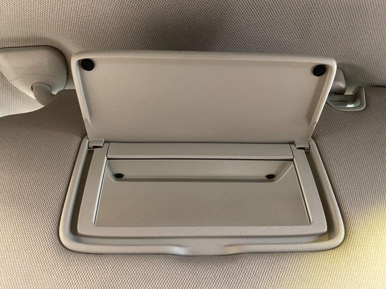 2018 Nissan Rogue S+Apple Play+Blind Spot+Camera+ACCIDENT FREE - Photo #46