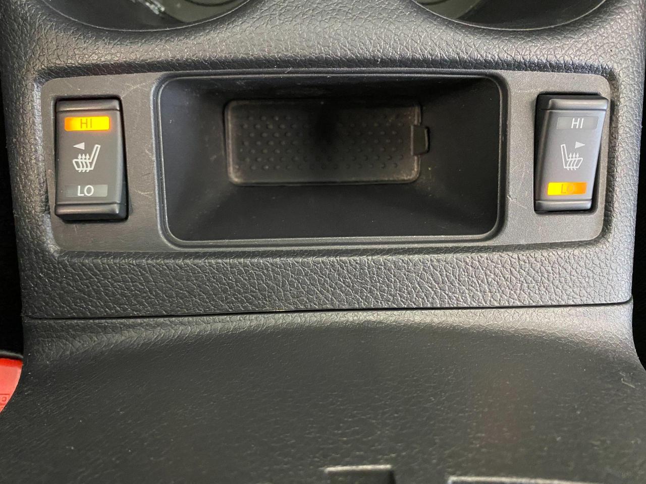 2018 Nissan Rogue S+Apple Play+Blind Spot+Camera+ACCIDENT FREE - Photo #49