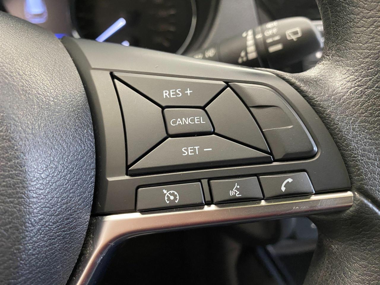 2018 Nissan Rogue S+Apple Play+Blind Spot+Camera+ACCIDENT FREE - Photo #51