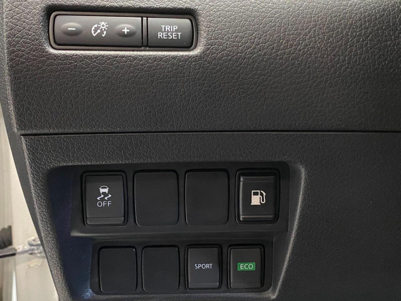 2018 Nissan Rogue S+Apple Play+Blind Spot+Camera+ACCIDENT FREE - Photo #55