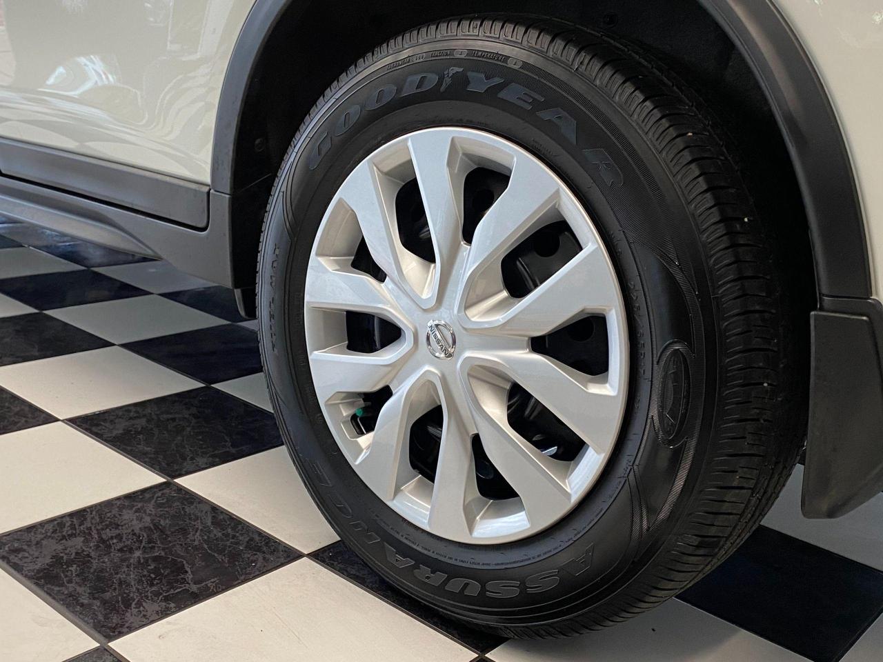 2018 Nissan Rogue S+Apple Play+Blind Spot+Camera+ACCIDENT FREE - Photo #58