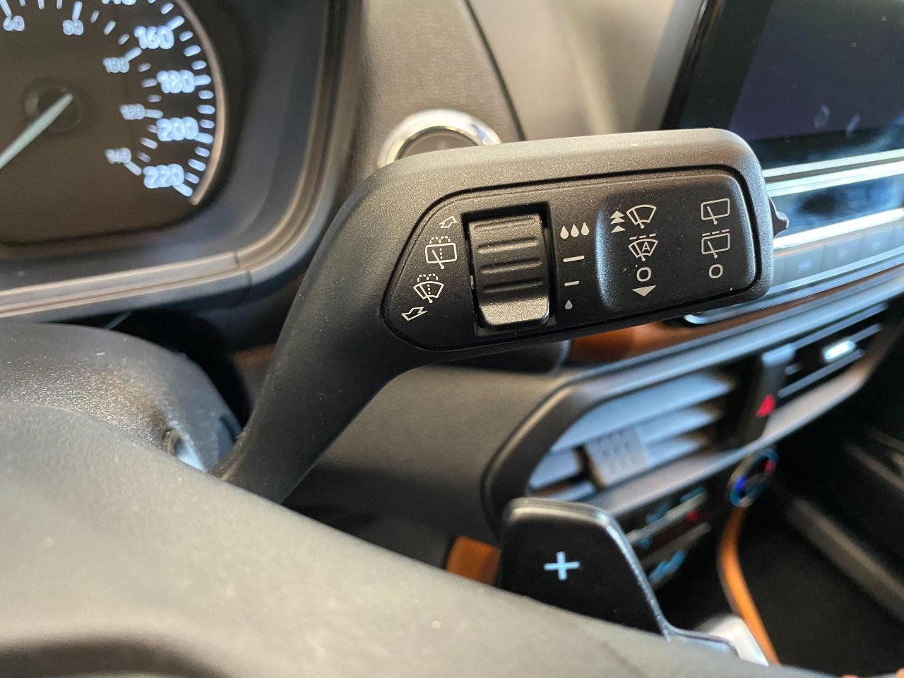 2018 Ford EcoSport SES+4WD+Sunroof+Nav+GPS+Accident Free - Photo #57