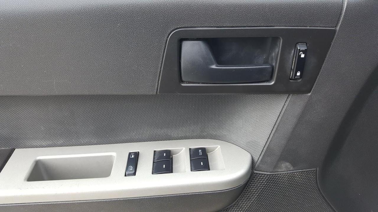 2008 Ford Escape XLT / Certified / Warranty Photo