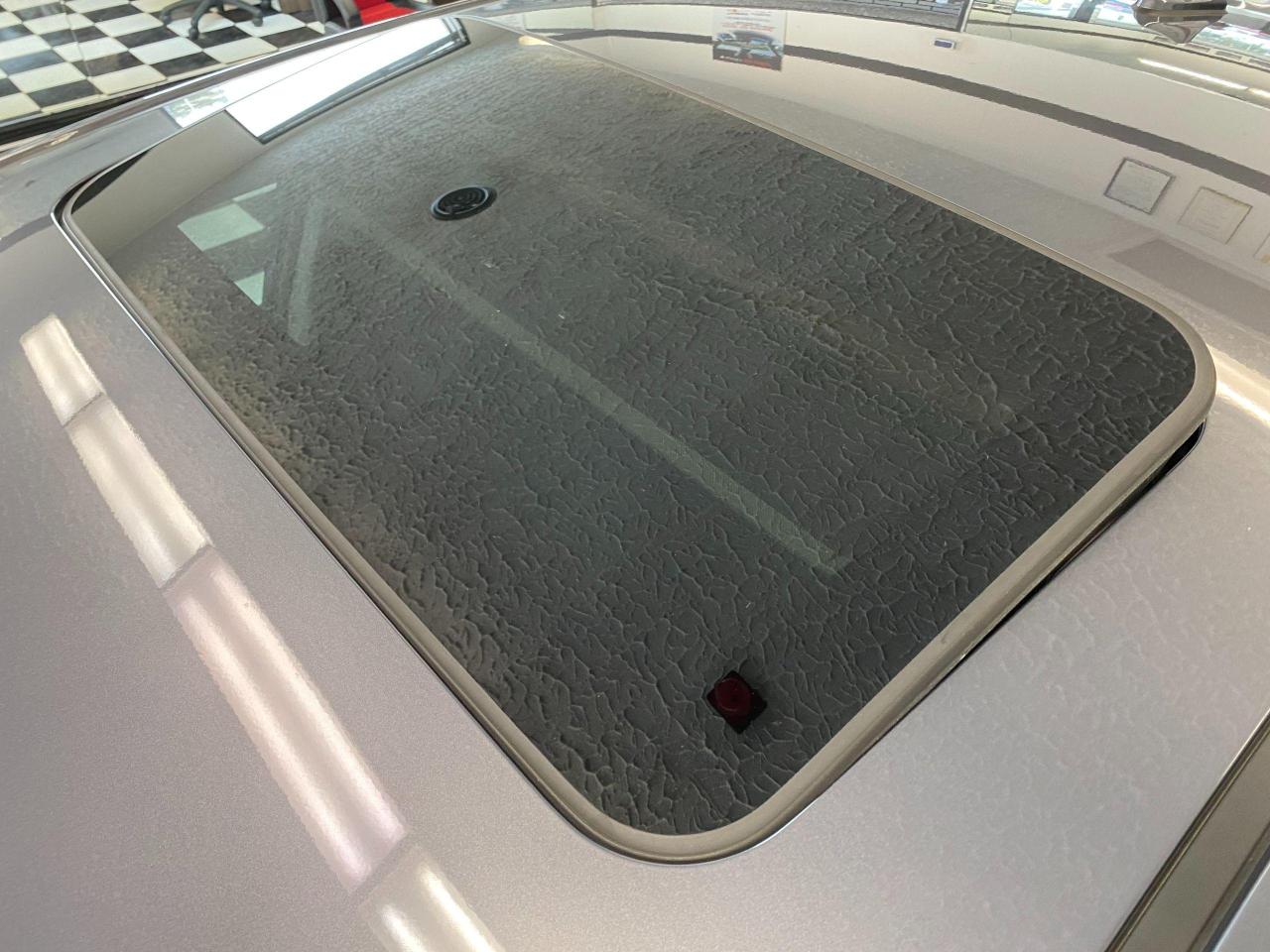2019 Hyundai Elantra Preferred W/Sun & Safety PKG+Sunroof+ACCIDENT FREE - Photo #64