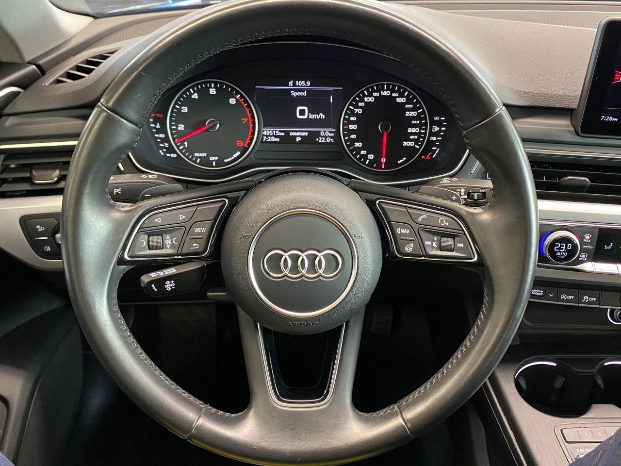 2017 Audi A4 Quattro+Apple Play+Roof+Xenons+ACCIDENT FREE - Photo #9