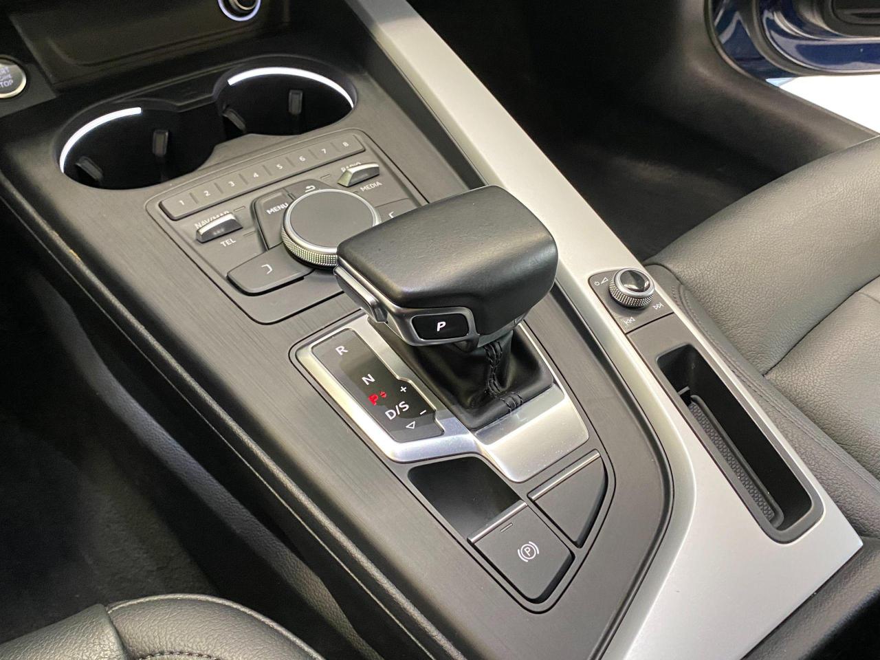 2017 Audi A4 Quattro+Apple Play+Roof+Xenons+ACCIDENT FREE Photo106