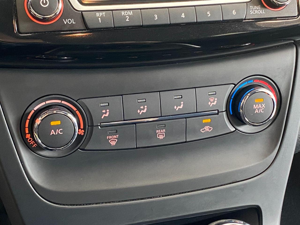 2017 Nissan Sentra SV+Camera+Heated Seats+Push Start+ACCIDENT FREE - Photo #34
