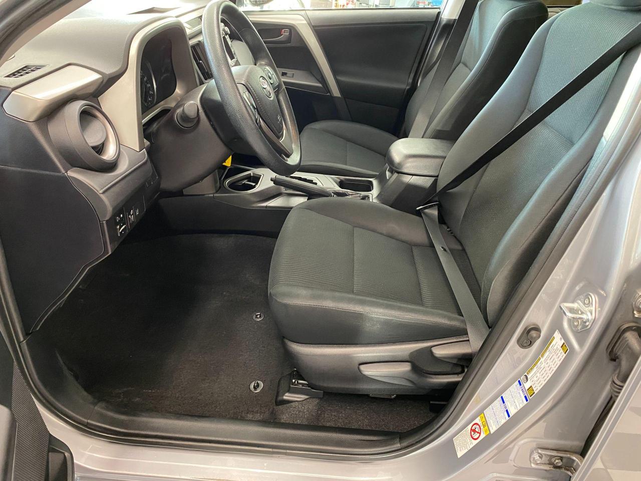 2017 Toyota RAV4 LE AWD+Lane Keep+New Tires & Brakes+ACCIDENT FREE - Photo #17