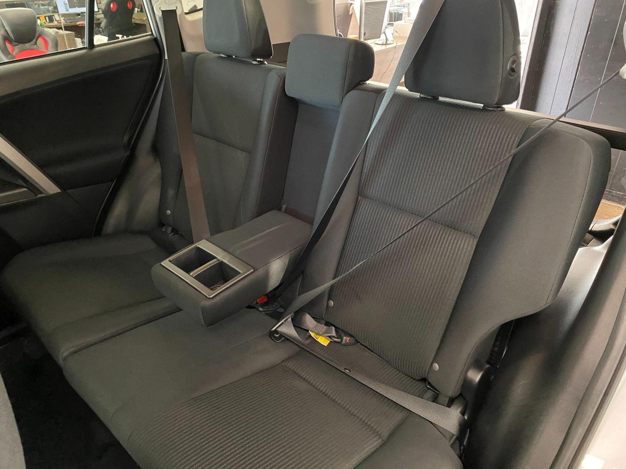 2017 Toyota RAV4 LE AWD+Lane Keep+New Tires & Brakes+ACCIDENT FREE - Photo #23