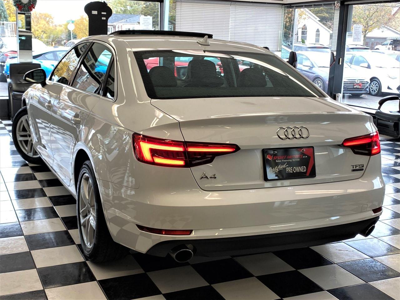 2017 Audi A4 Quattro+Apple Play+Roof+Xenons+ACCIDENT FREE - Photo #13