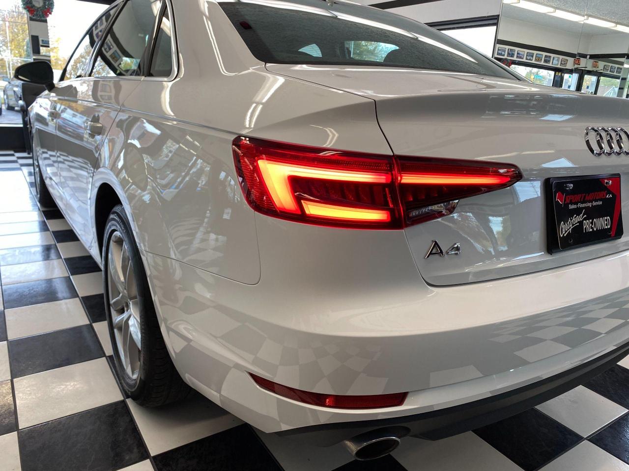 2017 Audi A4 Quattro+Apple Play+Roof+Xenons+ACCIDENT FREE - Photo #40
