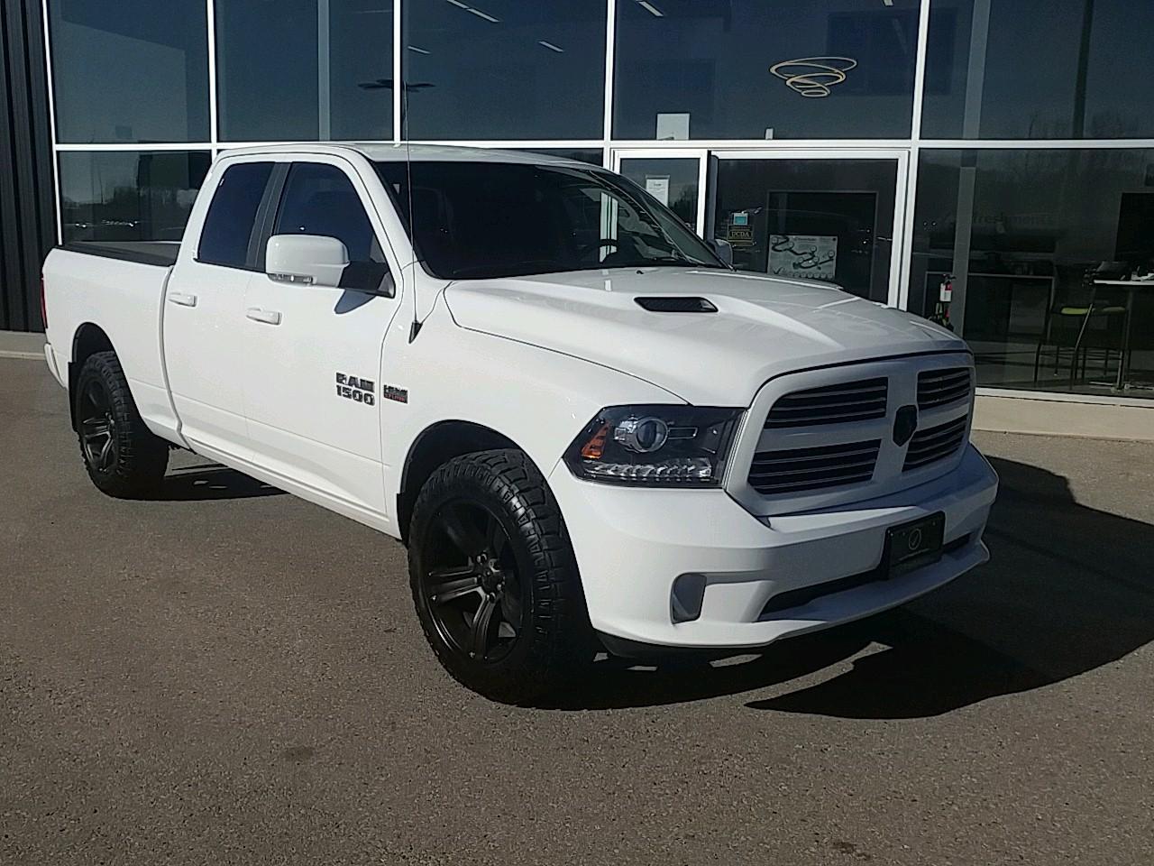 Used 2016 Ram 1500 Sport Nav Bluetooth 8 4 Display Tonneau Cover For Sale In Ingersoll Ontario Carpages Ca