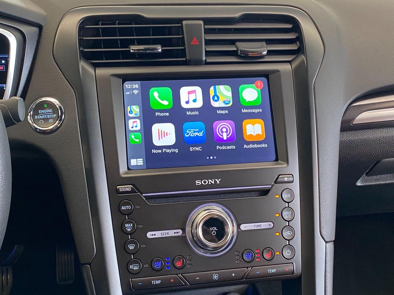 2020 Ford Fusion Hybrid Titanium+GPS+Cooled Seats+Tech PKG+ACCIDENT FREE - Photo #10