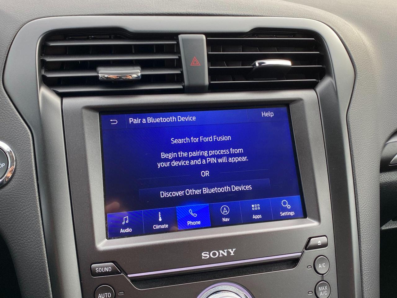 2020 Ford Fusion Hybrid Titanium+GPS+Cooled Seats+Tech PKG+ACCIDENT FREE - Photo #30