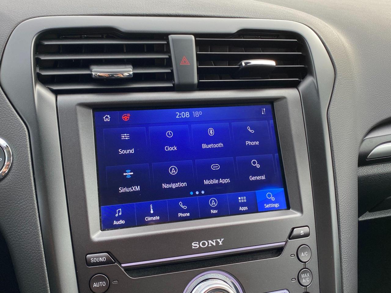 2020 Ford Fusion Hybrid Titanium+GPS+Cooled Seats+Tech PKG+ACCIDENT FREE - Photo #34