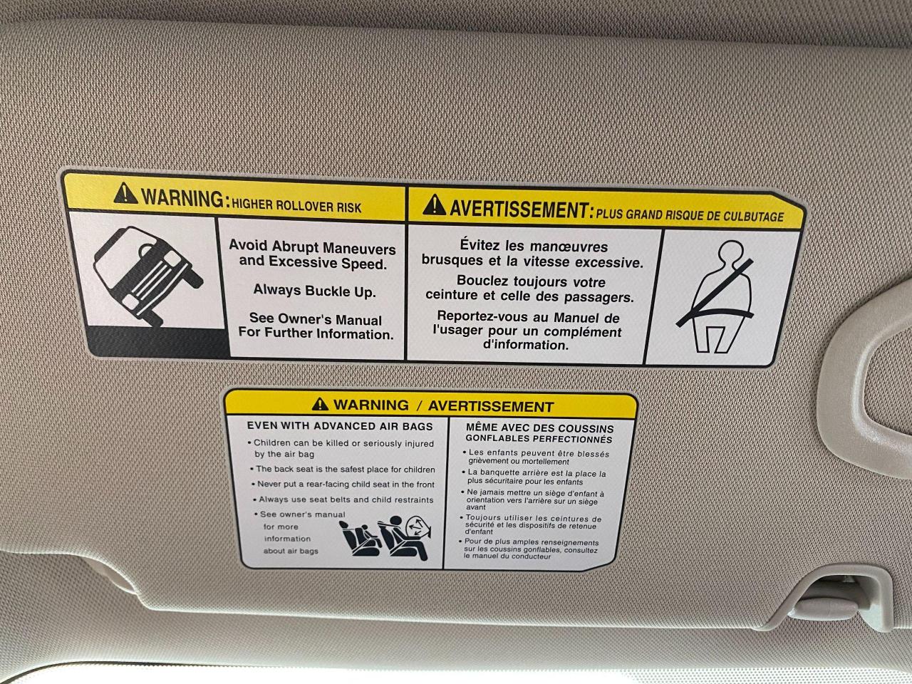 2017 Nissan Rogue S Safety Shield+Blind Spot+Camera+ACCIDENT FREE - Photo #45