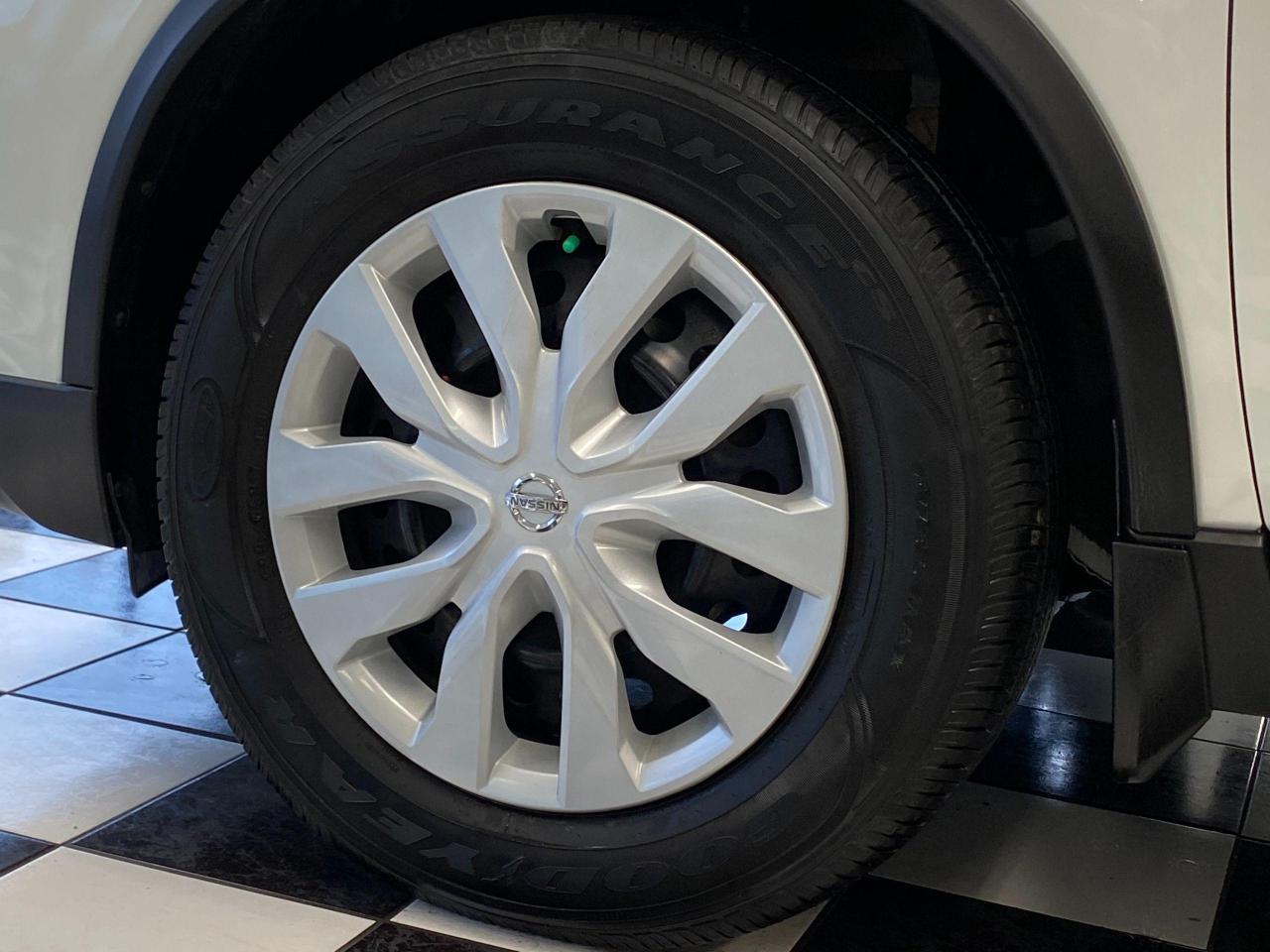 2017 Nissan Rogue S Safety Shield+Blind Spot+Camera+ACCIDENT FREE - Photo #55